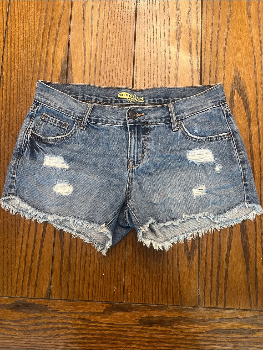 Old Navy The Diva Distressed Denim Cutoff Shorts Size 2